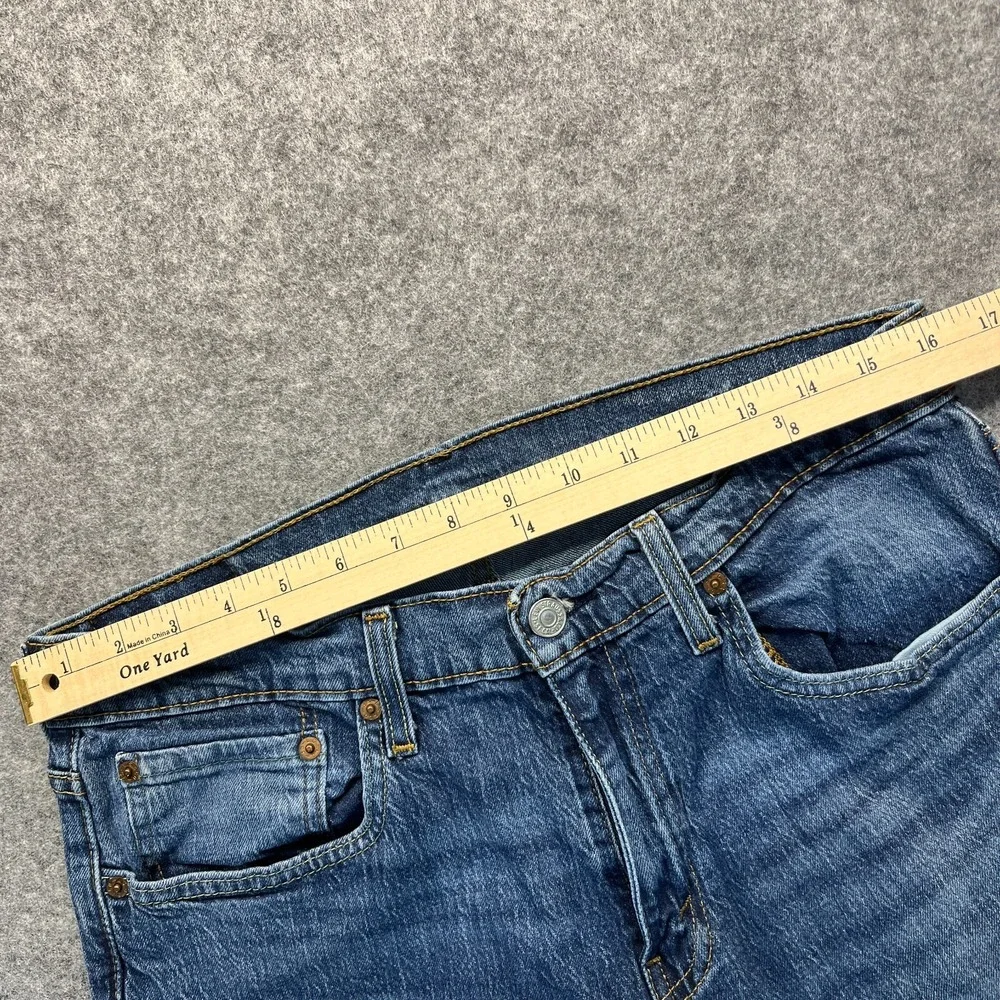 Levis Jeans Men's 31x30 559 Relaxed‎ Straight Medium Wash Denim Pants